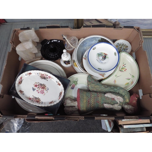 1408 - A box of assorted items including ceramic tongue dish, onyx horse bookends, atomiser, china plates a... 