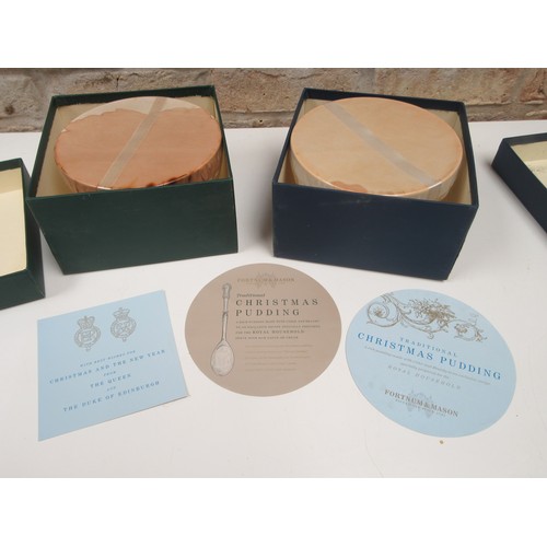 6250 - Two Fortnum & Mason Christmas puddings 007 and 008 'With best wishes the Queen and the Duke of Edinb... 