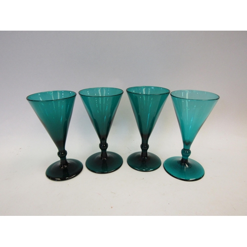 1524 - A set of four Georgian green wine glasses