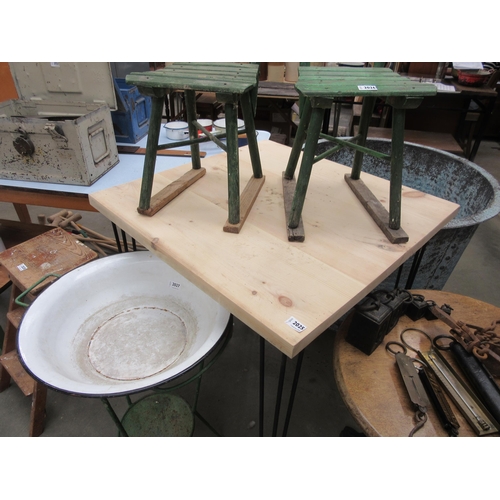 2025 - A pine top table on hair pin legs, 88cm high, 80 x 74cm