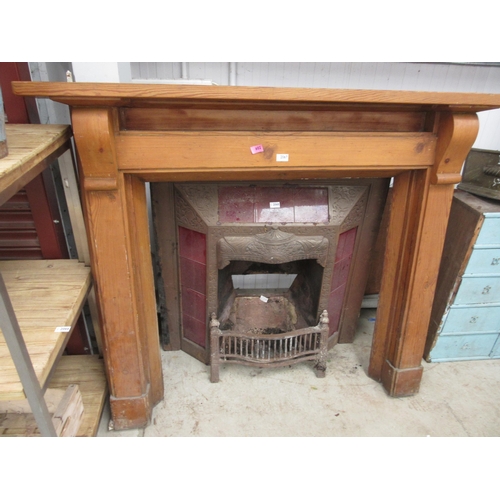 2067 - An early to mid 20th Century pine fire surround, 125cm x 151.5cm