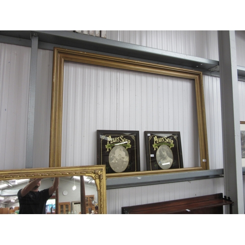 2106 - A large gilt frame