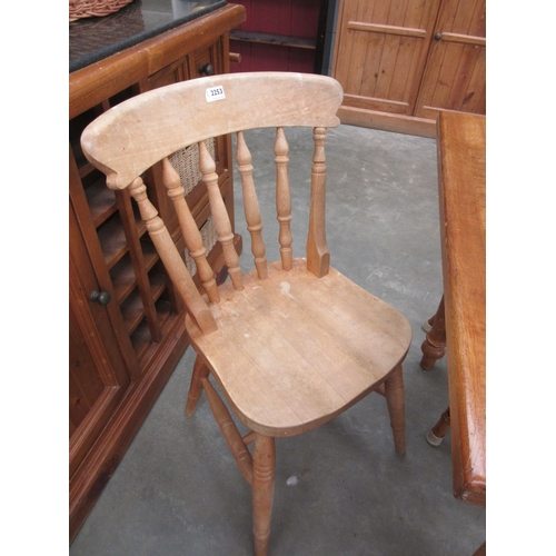 2253 - A pine farmhouse chair