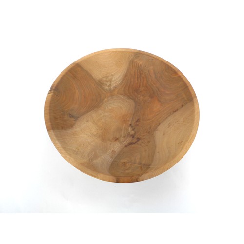 7119 - RICHARD CHAPMAN (b.1951) A turned Walnut pedestal bowl. Signed to base. 36.5cm diameter, 9.5cm high.... 