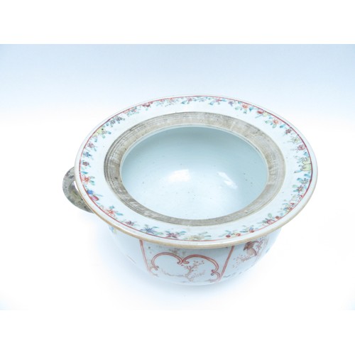 6262 - An 18th Century Qianlong chamber pot with floral rim replacement handle, 14cm tall x 23cm diameter