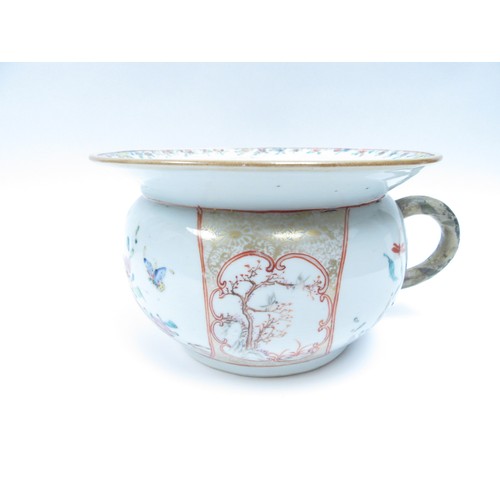 6262 - An 18th Century Qianlong chamber pot with floral rim replacement handle, 14cm tall x 23cm diameter