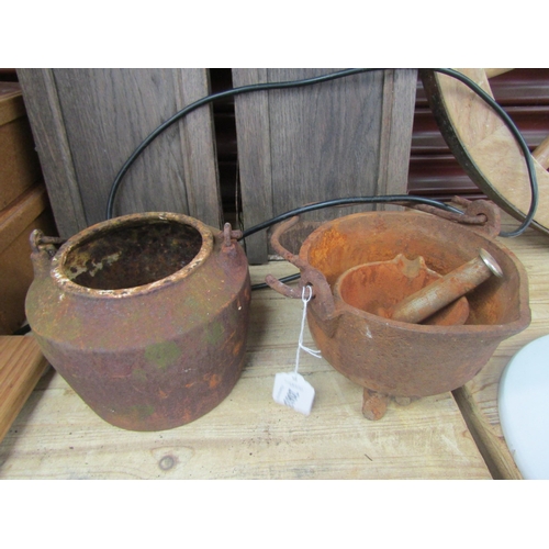 2063 - Two small cauldrons and a pestle and mortar