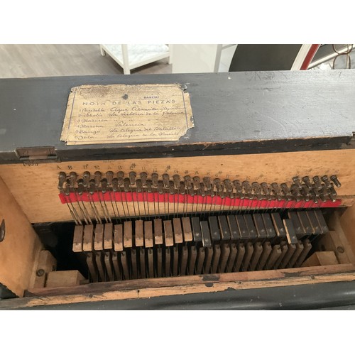 9023 - An Enrique Alminana, Campo Segrado 30, Barcelona quarter size (1/4) miniature barrel piano within a ... 