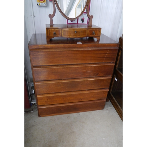 2105 - A modern chest of five drawers