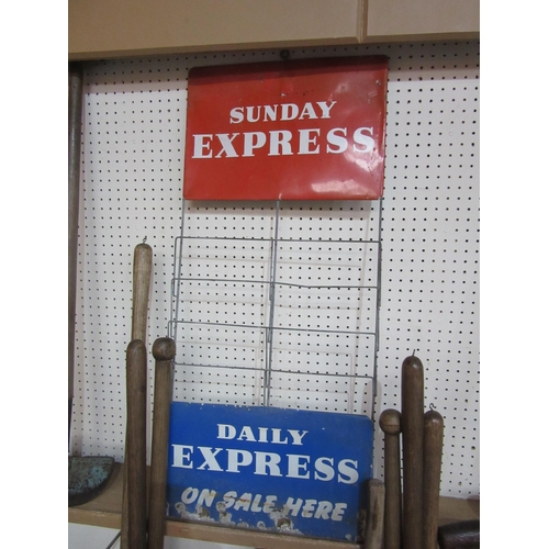 8079 - A Sunday & Daily Express newapaper point of sale hanging rack