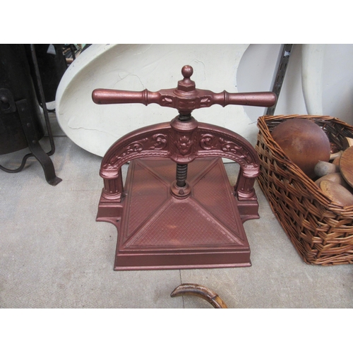 8098 - A French cast iron book press, stamped Paris to base