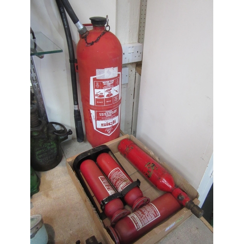 8122 - Assorted fire extinguishers, blankets etc