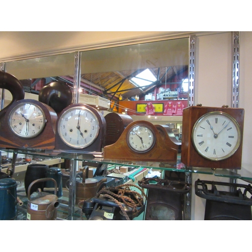 8147 - Four assorted mantel clocks