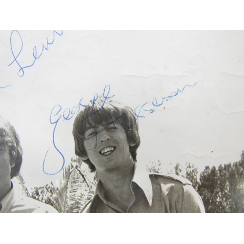 7290 - THE BEATLES: A signed 8 x 10