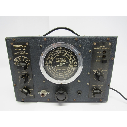 7413 - A Windsor model 65c all-wave signal generator