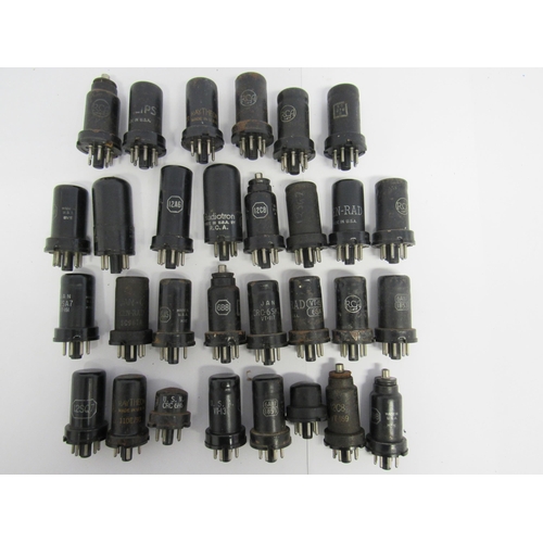 7450 - A collection of 6v and 12v metal radio valves (28)