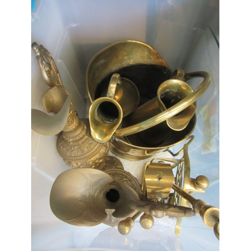 1581 - A box of assorted brass ware including a pair of urns, coal scuttle, jugs and fire tools