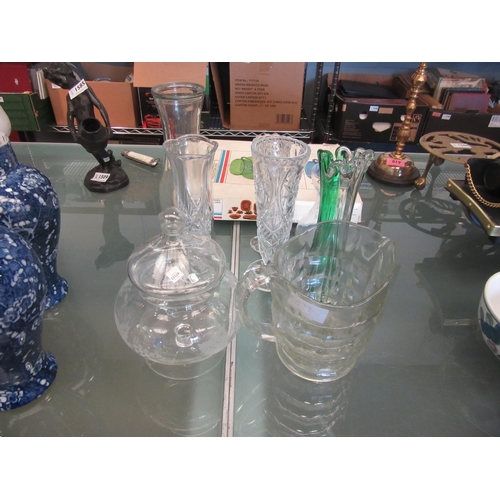 1587 - A collection of glassware including a green Art glass vase and a boxed Vereco blue coffee set (9)