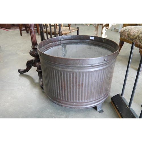 2003 - A large copper planter with tin liner