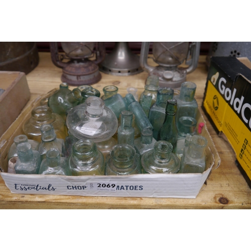 2069 - A box of Victorian glass inkwells