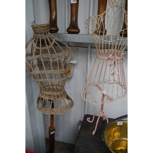 2090 - An Art Deco wicker manequin on oak sand and a child's manequin