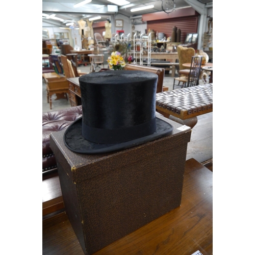 2173 - A silk top hat in box