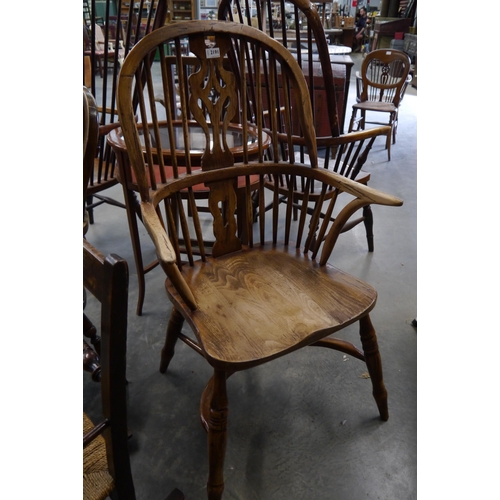 2191 - A reproduction beech Windsor chair