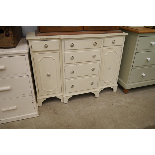 2284 - A small painted breakfront sideboard