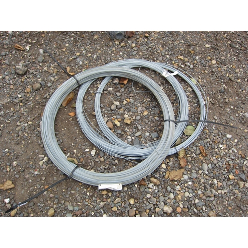 3250 - Three rolls of galvanised retaining wire