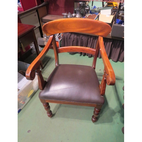 4002 - A Victorian style desk chair on turned fore legs