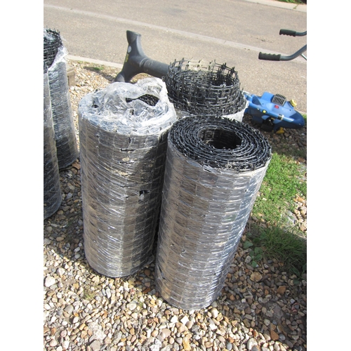 3260 - Three rolls of grass protection mesh