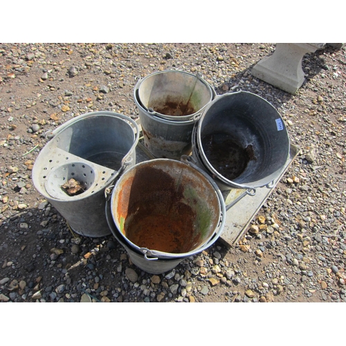 3293 - A quantity of galvanised pails, etc