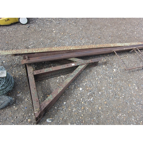 3323 - A quantity of wrought metal frames, etc