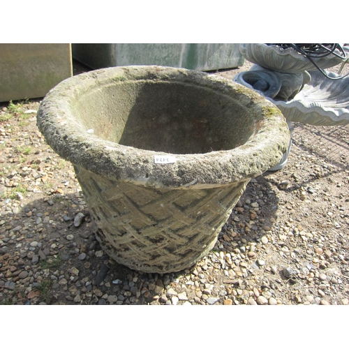 3424 - A composition weave design planter