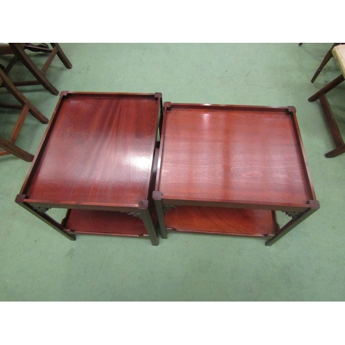 4035 - A pair of George III mahogany style butler's tables the lift-off tray with fret handles and glass in... 