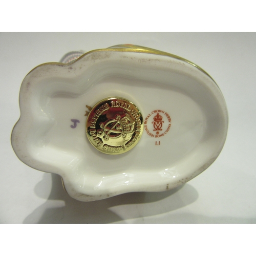 4407 - A Royal Crown Derby Cat paperweight, gold stopper, 13cm tall