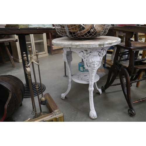 2038 - A Victorian cast iron pub table with oak top