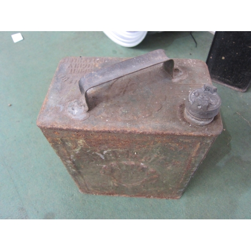 5024 - A Shell fuel can with an Esso brass cap