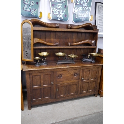 2293 - A large oak dresser