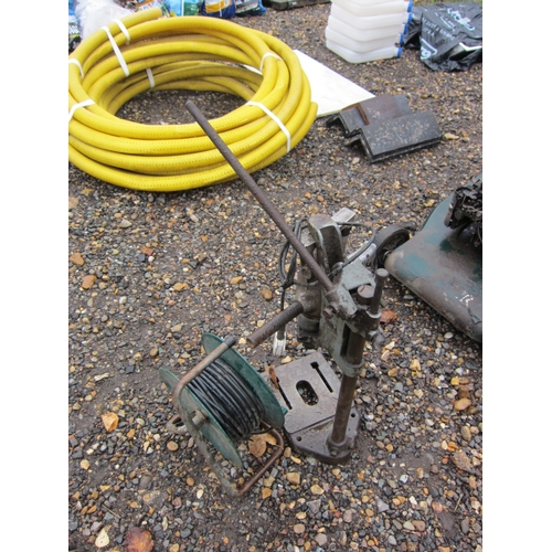 3389 - A Wolf pillar drill and extension lead.  DTI Failure: Please see information pages