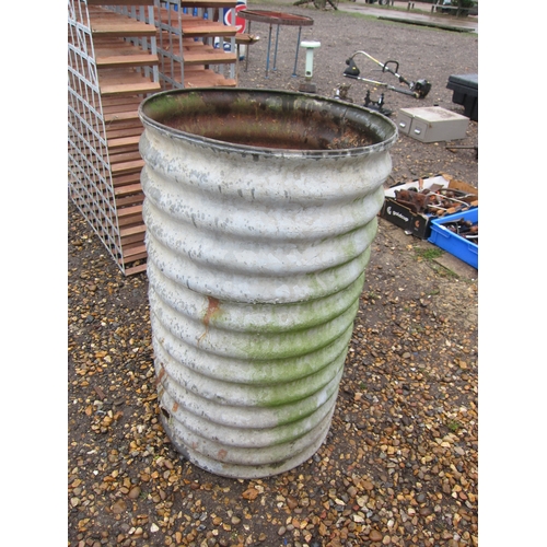 3415 - A ribbed galvanised tank a/f