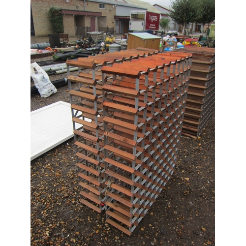 3416 - Two wine racks