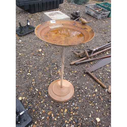 3448 - A metal birdbath