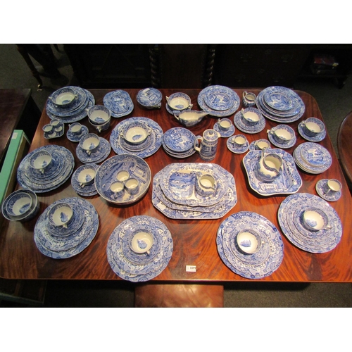 1098 - An extensive collection of Spode blue and white 