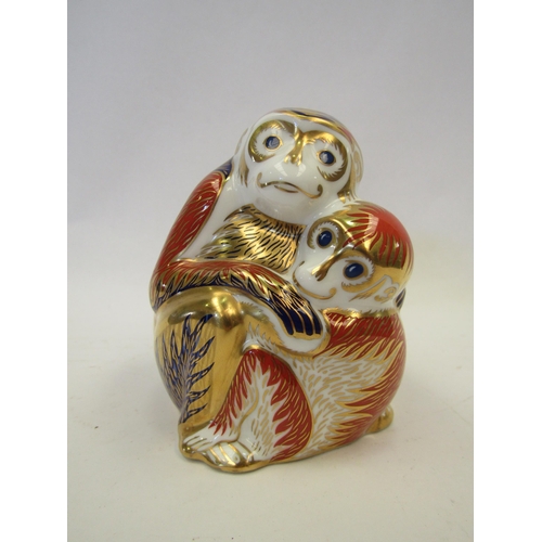 1413 - A Royal Crown Derby monkey and baby paperweight, silver stopper