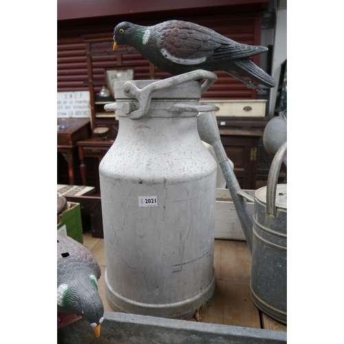 2021 - A galvanised milk churn