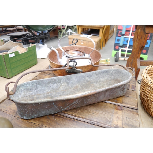 2037 - A copper ham pan with swing handle, Victorian copper fish kettle and a painted copper kettle (3)