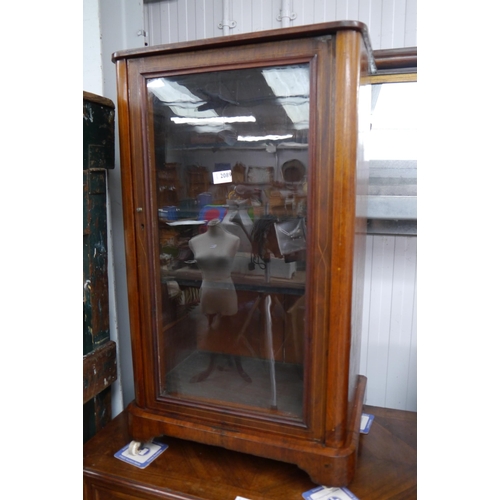 2089 - A Victorian inlaid walnut glazed cabinet on castors