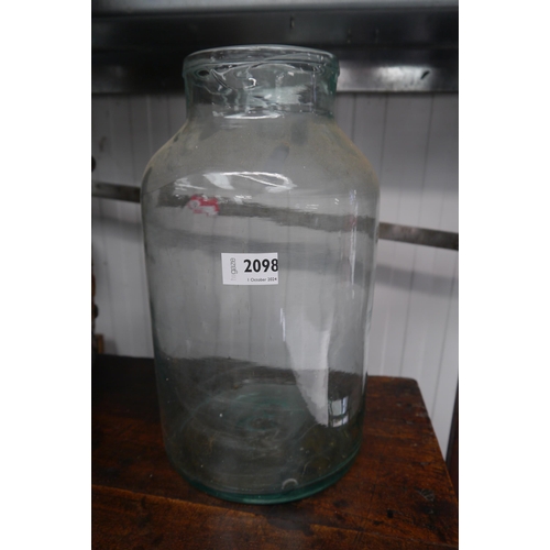 2098 - A hand blown glass jar