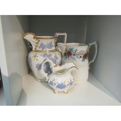 1430 - A Victorian pottery 